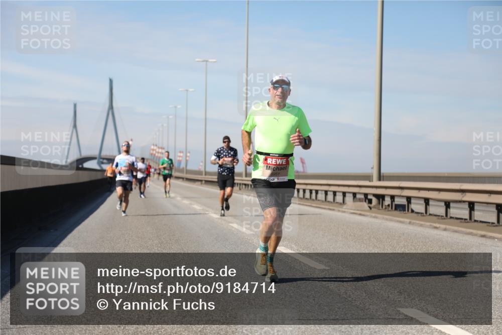03.10.2025 - Köhlbrandbrückenlauf Yannick Fuchs http://msf.ph/oto/9184714 03.10.2025 11:41:27 Position 3 5957 meine-sportfotos.de