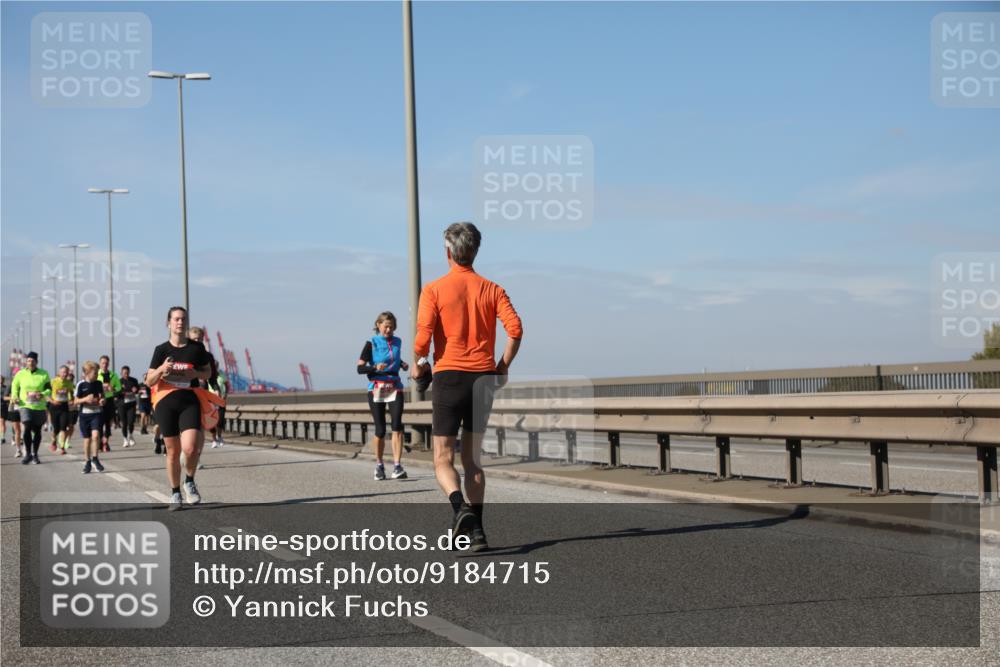 03.10.2025 - Köhlbrandbrückenlauf Yannick Fuchs http://msf.ph/oto/9184715 03.10.2025 12:02:33 Position 3  meine-sportfotos.de