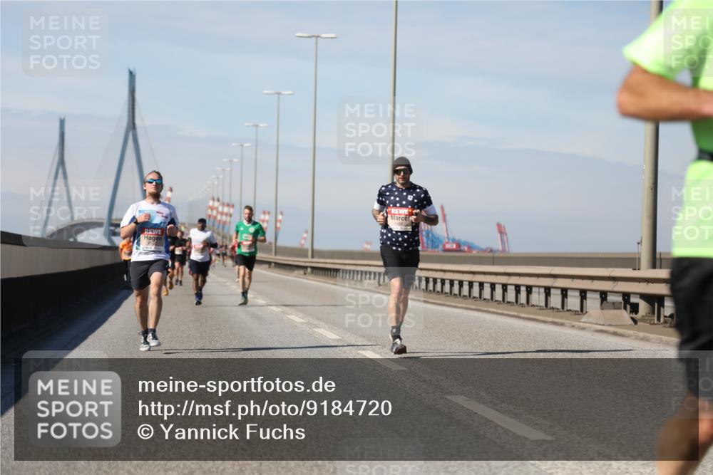 03.10.2025 - Köhlbrandbrückenlauf Yannick Fuchs http://msf.ph/oto/9184720 03.10.2025 11:41:28 Position 3  meine-sportfotos.de