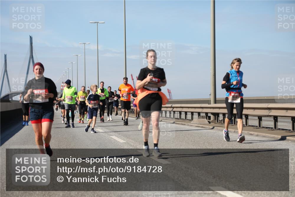 03.10.2025 - Köhlbrandbrückenlauf Yannick Fuchs http://msf.ph/oto/9184728 03.10.2025 12:02:35 Position 3  meine-sportfotos.de