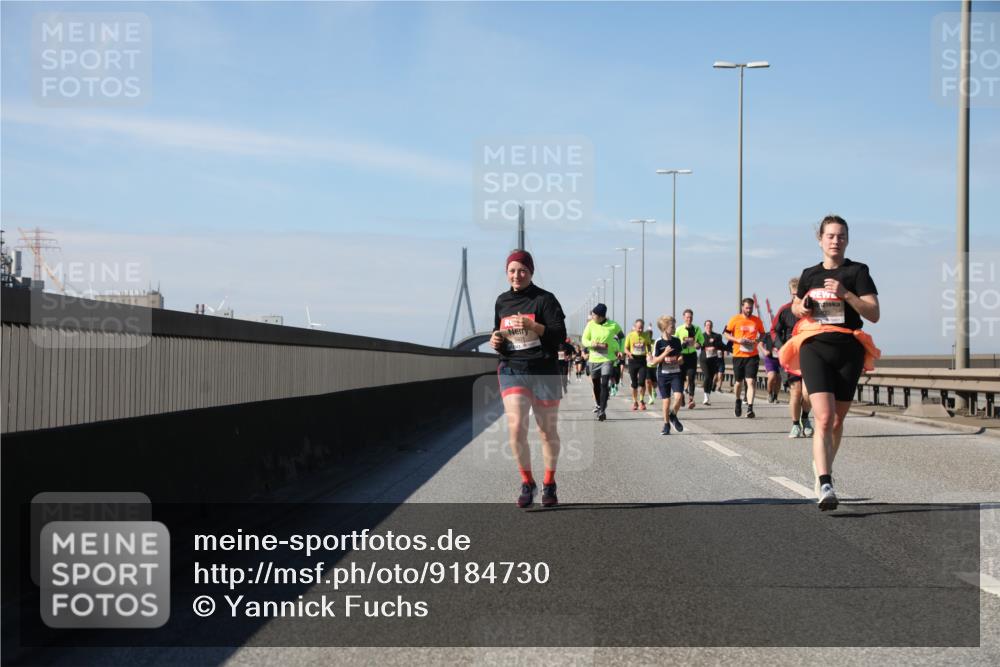 03.10.2025 - Köhlbrandbrückenlauf Yannick Fuchs http://msf.ph/oto/9184730 03.10.2025 12:02:35 Position 3  meine-sportfotos.de