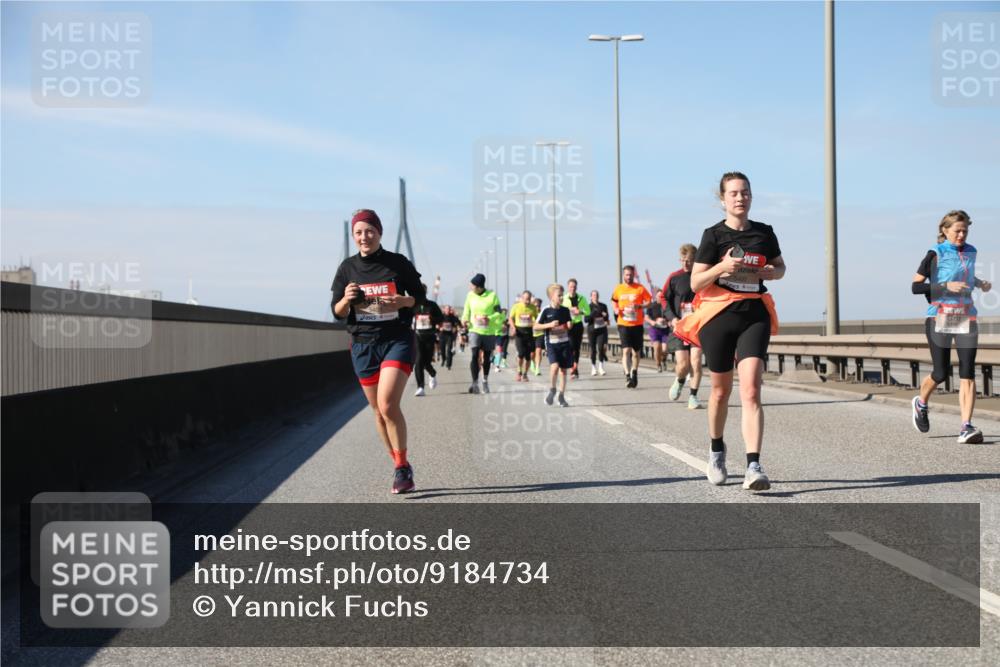 03.10.2025 - Köhlbrandbrückenlauf Yannick Fuchs http://msf.ph/oto/9184734 03.10.2025 12:02:35 Position 3  meine-sportfotos.de