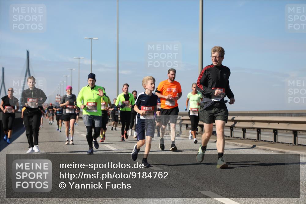 03.10.2025 - Köhlbrandbrückenlauf Yannick Fuchs http://msf.ph/oto/9184762 03.10.2025 12:02:39 Position 3  meine-sportfotos.de