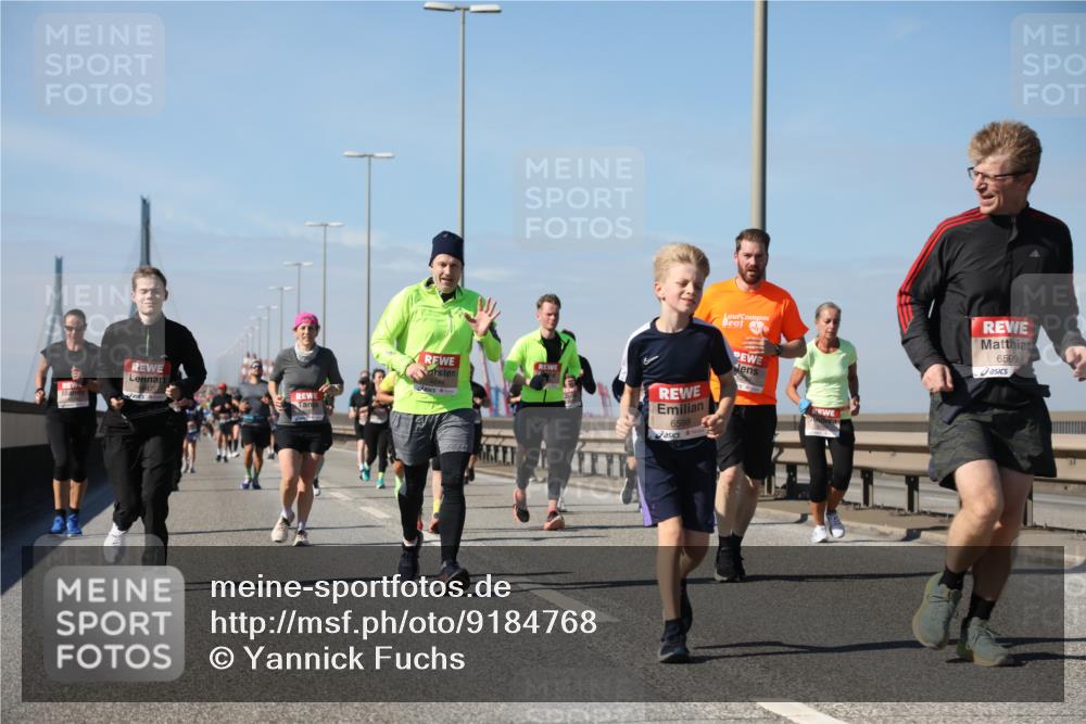 03.10.2025 - Köhlbrandbrückenlauf Yannick Fuchs http://msf.ph/oto/9184768 03.10.2025 12:02:40 Position 3 6598, 6599 meine-sportfotos.de