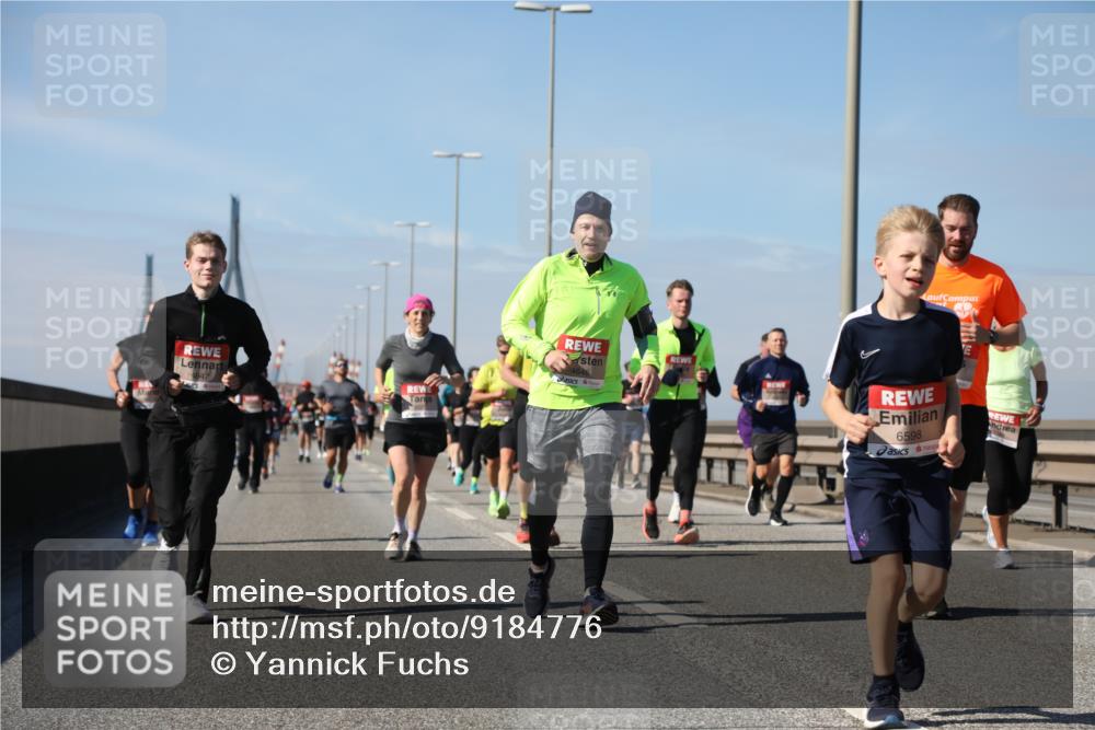 03.10.2025 - Köhlbrandbrückenlauf Yannick Fuchs http://msf.ph/oto/9184776 03.10.2025 12:02:41 Position 3 4646, 6598 meine-sportfotos.de
