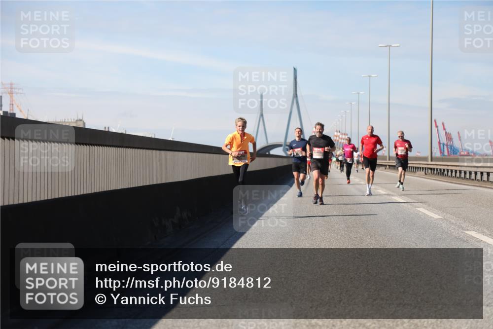 03.10.2025 - Köhlbrandbrückenlauf Yannick Fuchs http://msf.ph/oto/9184812 03.10.2025 11:41:39 Position 3  meine-sportfotos.de