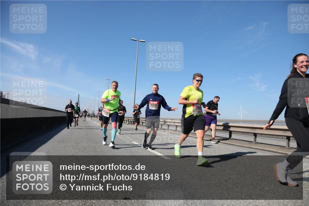 03.10.2025 - Köhlbrandbrückenlauf Yannick Fuchs http://msf.ph/oto/9184819 03.10.2025 12:02:48 Position 3 4204 meine-sportfotos.de