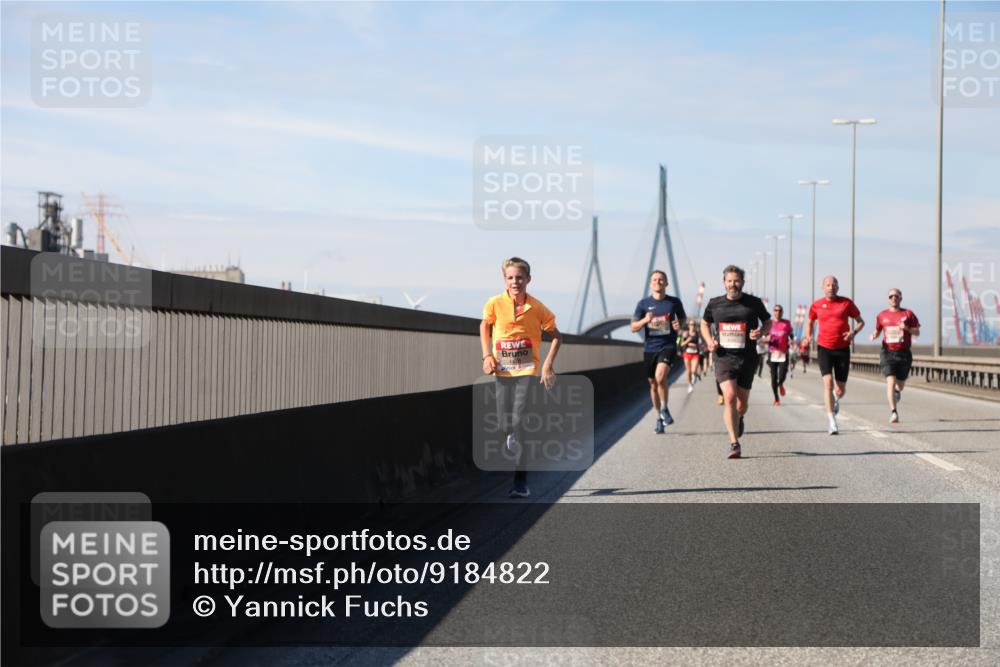 03.10.2025 - Köhlbrandbrückenlauf Yannick Fuchs http://msf.ph/oto/9184822 03.10.2025 11:41:40 Position 3  meine-sportfotos.de