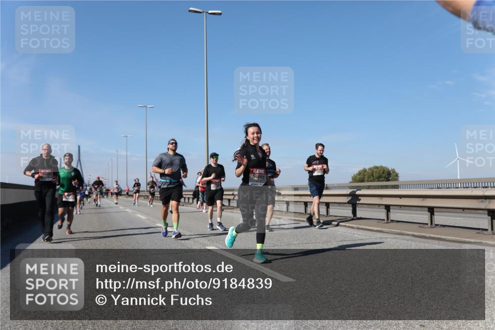 03.10.2025 - Köhlbrandbrückenlauf Yannick Fuchs http://msf.ph/oto/9184839 03.10.2025 12:02:50 Position 3 111, 4 meine-sportfotos.de
