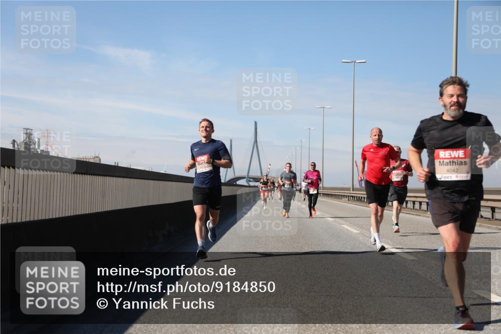 03.10.2025 - Köhlbrandbrückenlauf Yannick Fuchs http://msf.ph/oto/9184850 03.10.2025 11:41:43 Position 3 4170, 4042 meine-sportfotos.de