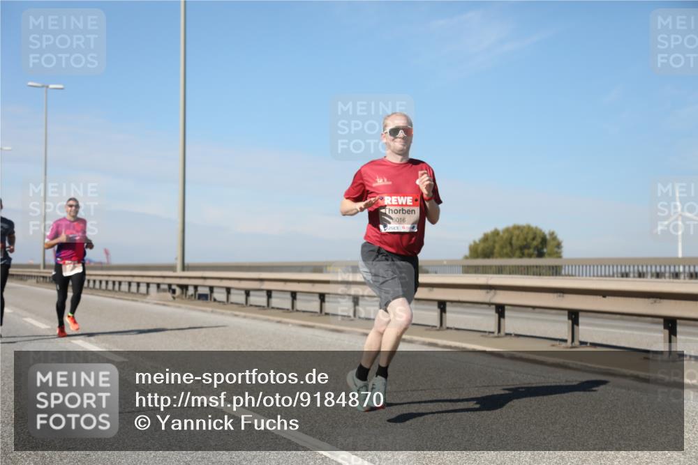 03.10.2025 - Köhlbrandbrückenlauf Yannick Fuchs http://msf.ph/oto/9184870 03.10.2025 11:41:46 Position 3 6016 meine-sportfotos.de