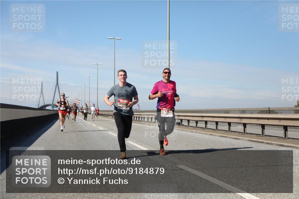 03.10.2025 - Köhlbrandbrückenlauf Yannick Fuchs http://msf.ph/oto/9184879 03.10.2025 11:41:47 Position 3 4231 meine-sportfotos.de