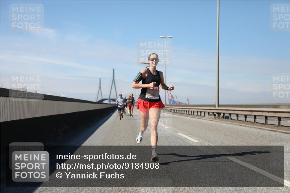 03.10.2025 - Köhlbrandbrückenlauf Yannick Fuchs http://msf.ph/oto/9184908 03.10.2025 11:41:50 Position 3  meine-sportfotos.de