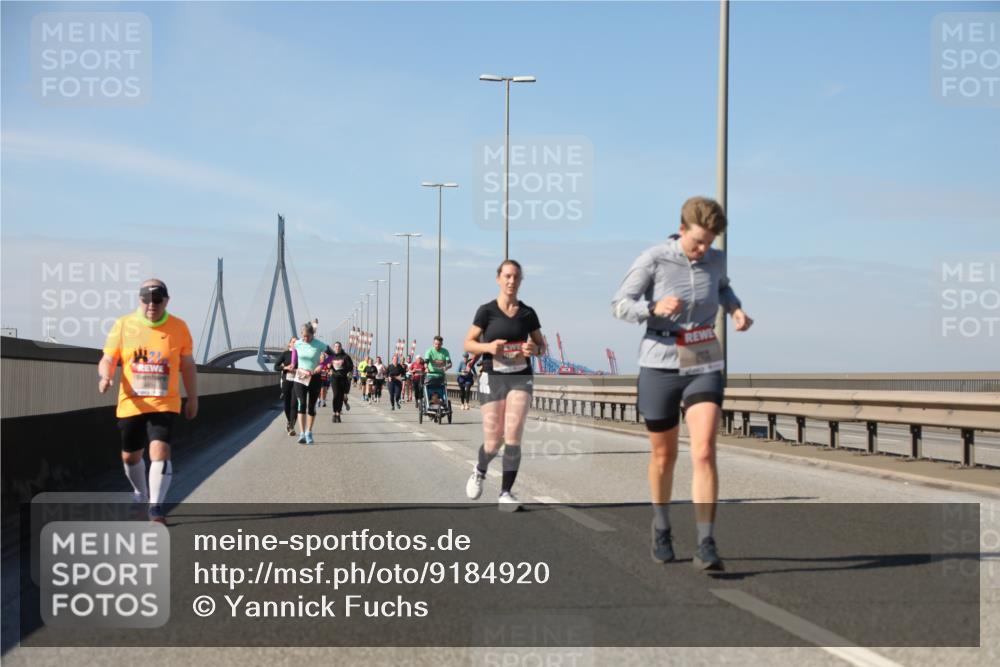 03.10.2025 - Köhlbrandbrückenlauf Yannick Fuchs http://msf.ph/oto/9184920 03.10.2025 12:03:00 Position 3  meine-sportfotos.de