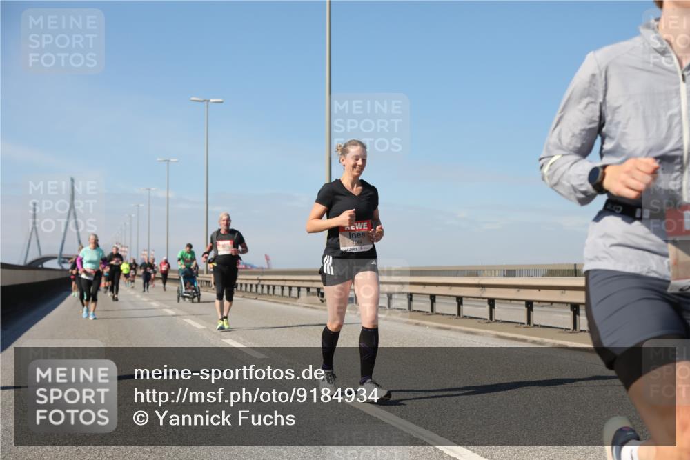 03.10.2025 - Köhlbrandbrückenlauf Yannick Fuchs http://msf.ph/oto/9184934 03.10.2025 12:03:02 Position 3 4664 meine-sportfotos.de