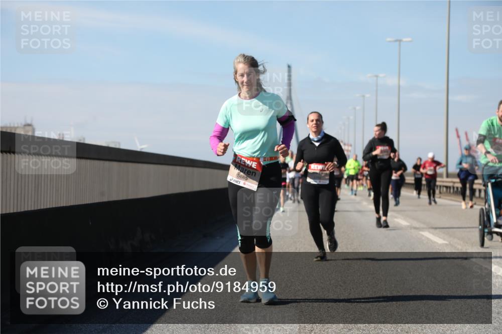 03.10.2025 - Köhlbrandbrückenlauf Yannick Fuchs http://msf.ph/oto/9184959 03.10.2025 12:03:07 Position 3 5885 meine-sportfotos.de