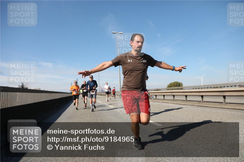 03.10.2025 - Köhlbrandbrückenlauf Yannick Fuchs http://msf.ph/oto/9184965 03.10.2025 11:41:58 Position 3  meine-sportfotos.de