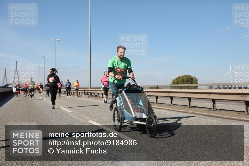03.10.2025 - Köhlbrandbrückenlauf Yannick Fuchs http://msf.ph/oto/9184986 03.10.2025 12:03:10 Position 3  meine-sportfotos.de