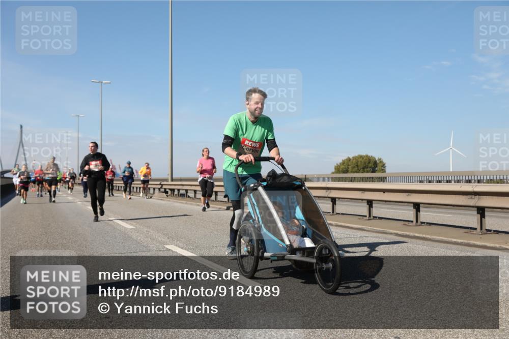 03.10.2025 - Köhlbrandbrückenlauf Yannick Fuchs http://msf.ph/oto/9184989 03.10.2025 12:03:10 Position 3  meine-sportfotos.de