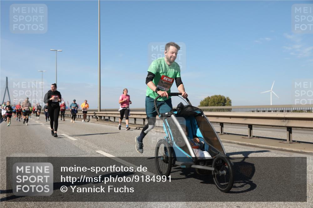 03.10.2025 - Köhlbrandbrückenlauf Yannick Fuchs http://msf.ph/oto/9184991 03.10.2025 12:03:10 Position 3 4239 meine-sportfotos.de