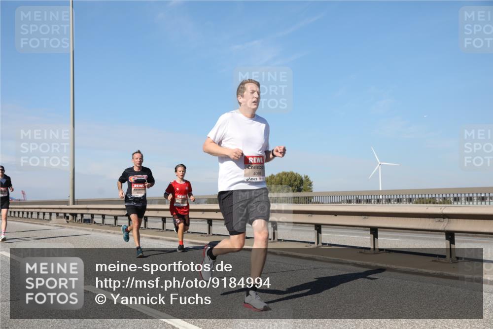 03.10.2025 - Köhlbrandbrückenlauf Yannick Fuchs http://msf.ph/oto/9184994 03.10.2025 11:42:01 Position 3 4068 meine-sportfotos.de