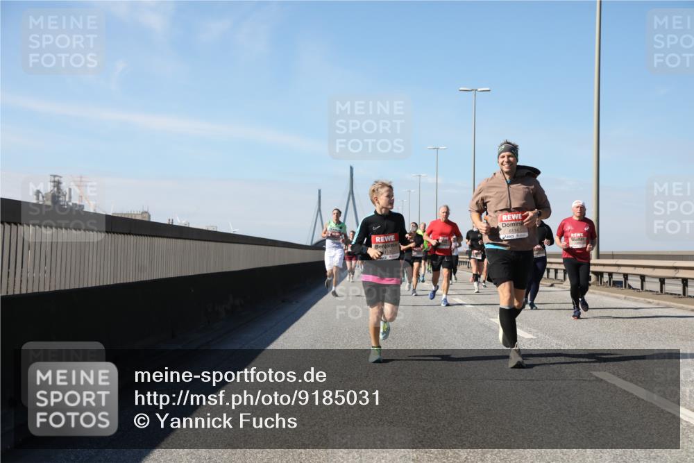 03.10.2025 - Köhlbrandbrückenlauf Yannick Fuchs http://msf.ph/oto/9185031 03.10.2025 12:03:16 Position 3 6114 meine-sportfotos.de