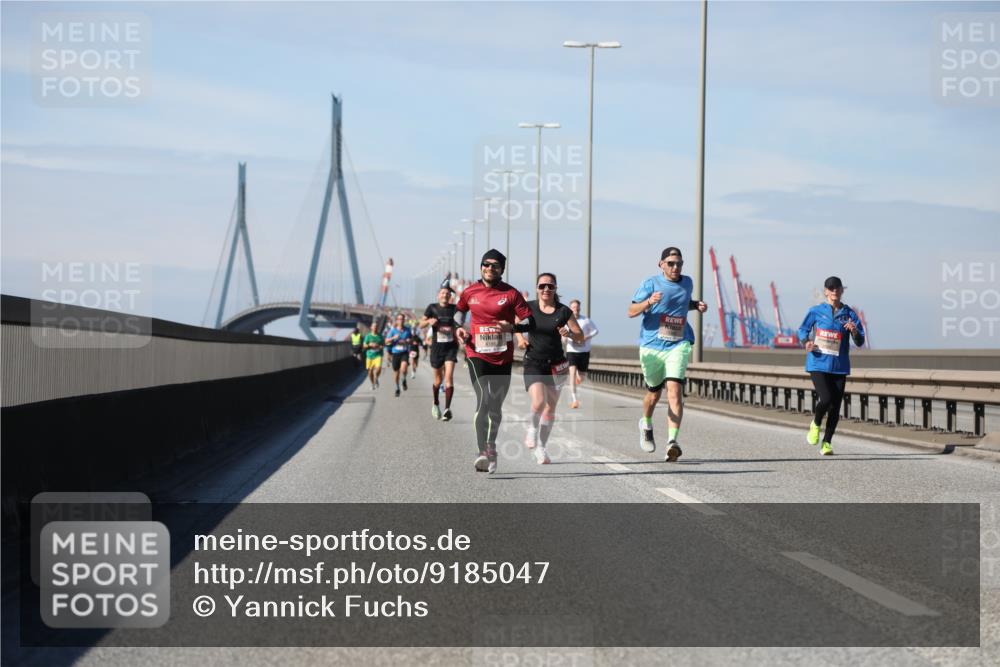 03.10.2025 - Köhlbrandbrückenlauf Yannick Fuchs http://msf.ph/oto/9185047 03.10.2025 11:42:06 Position 3 4186 meine-sportfotos.de