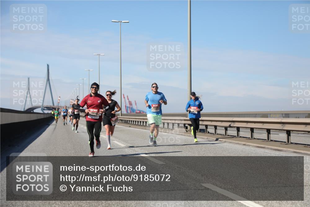 03.10.2025 - Köhlbrandbrückenlauf Yannick Fuchs http://msf.ph/oto/9185072 03.10.2025 11:42:09 Position 3  meine-sportfotos.de