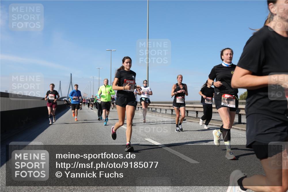 03.10.2025 - Köhlbrandbrückenlauf Yannick Fuchs http://msf.ph/oto/9185077 03.10.2025 12:03:22 Position 3  meine-sportfotos.de