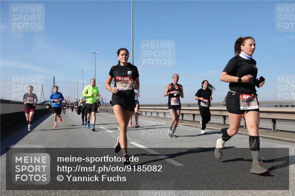 03.10.2025 - Köhlbrandbrückenlauf Yannick Fuchs http://msf.ph/oto/9185082 03.10.2025 12:03:22 Position 3 4477, 6199, 6 meine-sportfotos.de