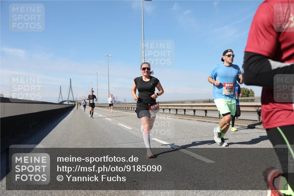 03.10.2025 - Köhlbrandbrückenlauf Yannick Fuchs http://msf.ph/oto/9185090 03.10.2025 11:42:11 Position 3  meine-sportfotos.de