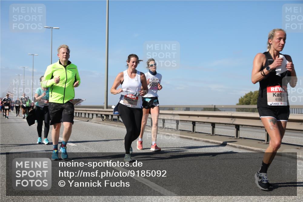 03.10.2025 - Köhlbrandbrückenlauf Yannick Fuchs http://msf.ph/oto/9185092 03.10.2025 12:03:24 Position 3 6394, 2025, 6199 meine-sportfotos.de