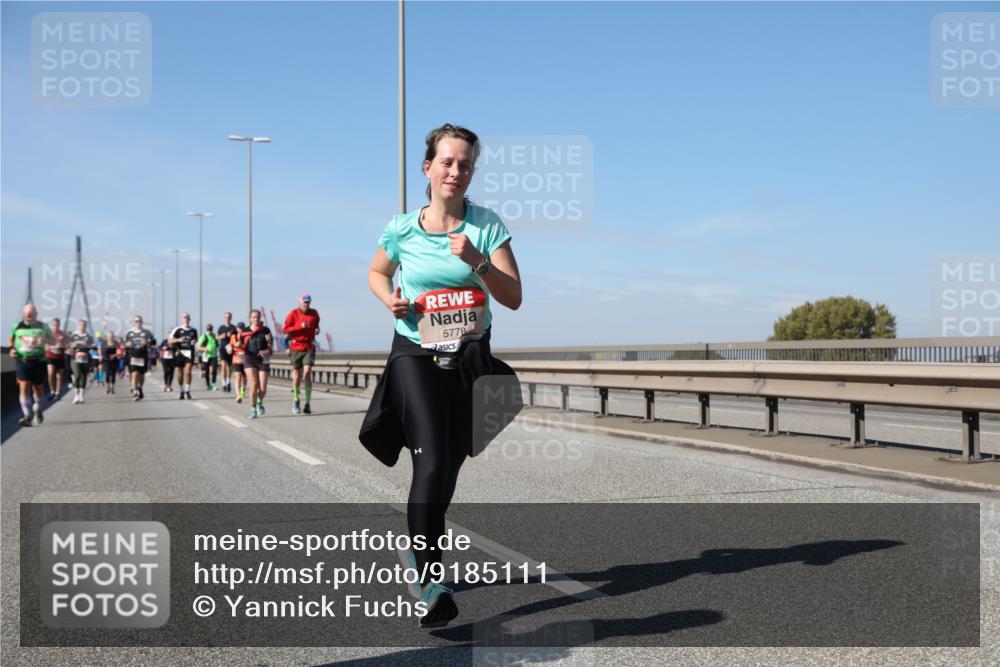 03.10.2025 - Köhlbrandbrückenlauf Yannick Fuchs http://msf.ph/oto/9185111 03.10.2025 12:03:26 Position 3 5778 meine-sportfotos.de
