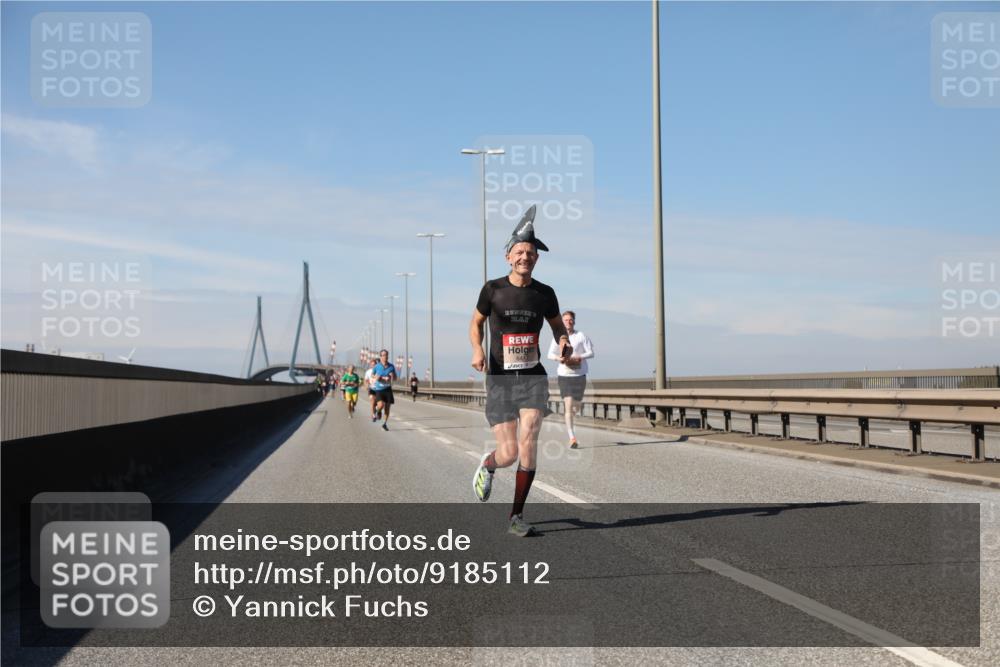 03.10.2025 - Köhlbrandbrückenlauf Yannick Fuchs http://msf.ph/oto/9185112 03.10.2025 11:42:14 Position 3 6417 meine-sportfotos.de