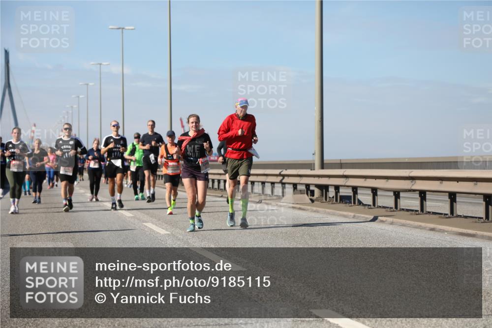03.10.2025 - Köhlbrandbrückenlauf Yannick Fuchs http://msf.ph/oto/9185115 03.10.2025 12:03:27 Position 3  meine-sportfotos.de