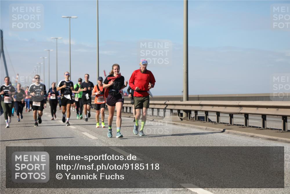 03.10.2025 - Köhlbrandbrückenlauf Yannick Fuchs http://msf.ph/oto/9185118 03.10.2025 12:03:27 Position 3  meine-sportfotos.de