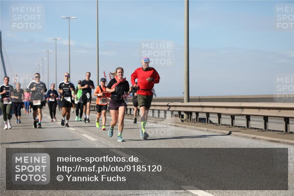 03.10.2025 - Köhlbrandbrückenlauf Yannick Fuchs http://msf.ph/oto/9185120 03.10.2025 12:03:27 Position 3  meine-sportfotos.de