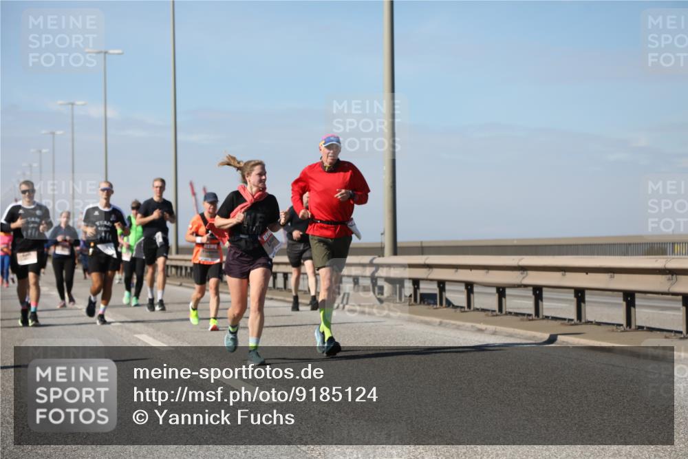03.10.2025 - Köhlbrandbrückenlauf Yannick Fuchs http://msf.ph/oto/9185124 03.10.2025 12:03:28 Position 3  meine-sportfotos.de