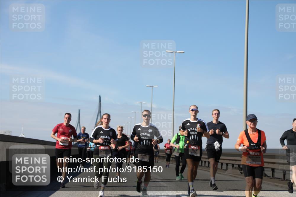 03.10.2025 - Köhlbrandbrückenlauf Yannick Fuchs http://msf.ph/oto/9185150 03.10.2025 12:03:32 Position 3 5887, 5277 meine-sportfotos.de