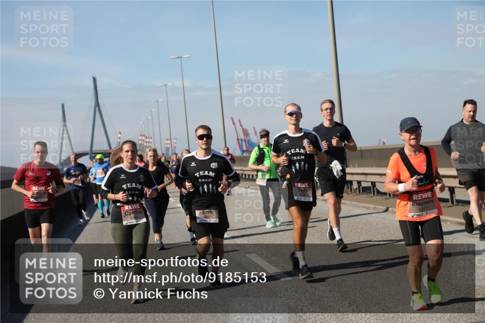 03.10.2025 - Köhlbrandbrückenlauf Yannick Fuchs http://msf.ph/oto/9185153 03.10.2025 12:03:33 Position 3 5887, 5277 meine-sportfotos.de