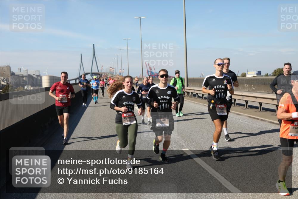 03.10.2025 - Köhlbrandbrückenlauf Yannick Fuchs http://msf.ph/oto/9185164 03.10.2025 12:03:34 Position 3 5 meine-sportfotos.de