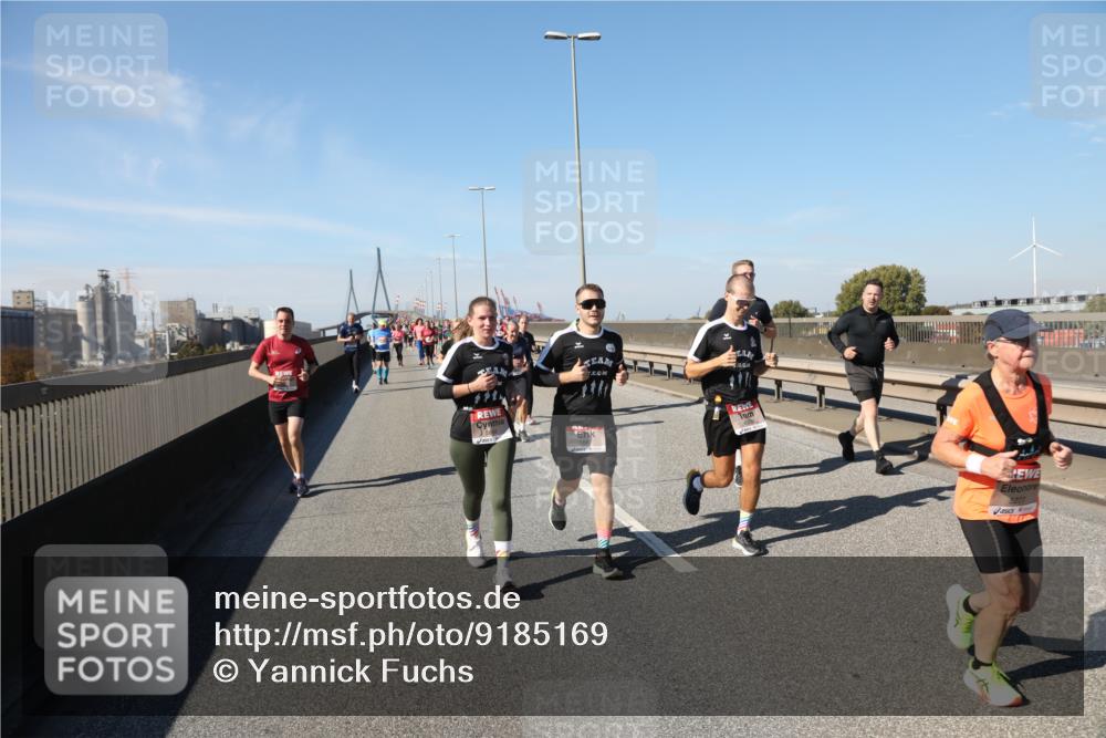 03.10.2025 - Köhlbrandbrückenlauf Yannick Fuchs http://msf.ph/oto/9185169 03.10.2025 12:03:35 Position 3 5277 meine-sportfotos.de