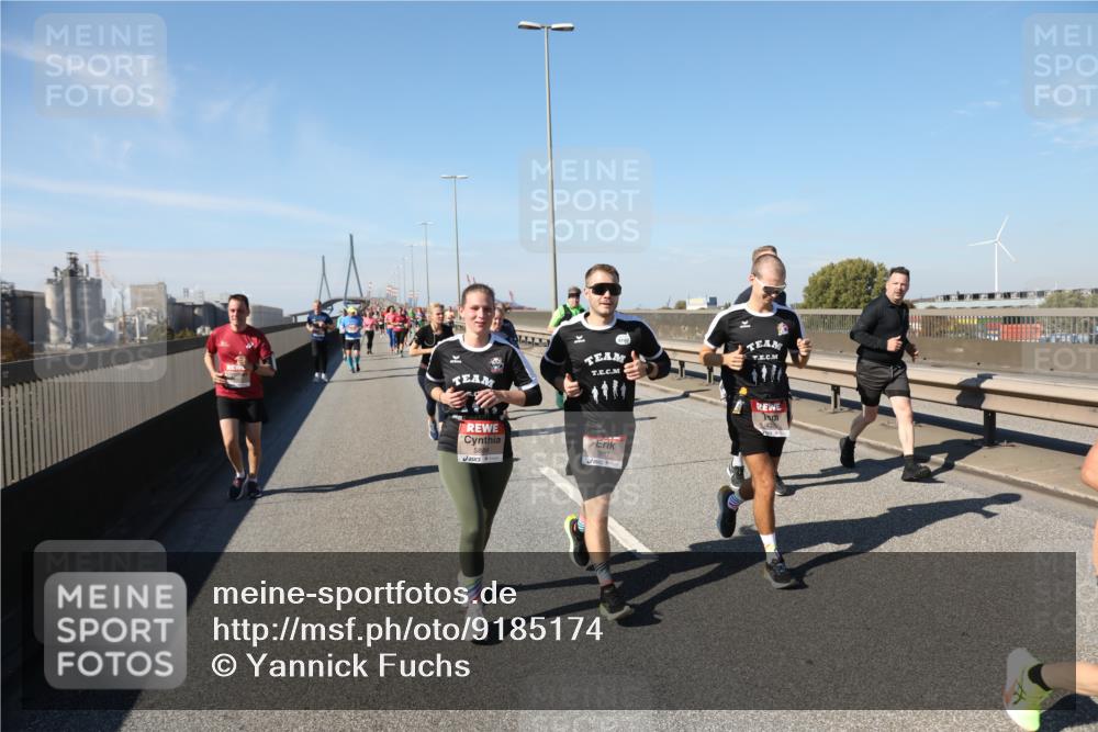 03.10.2025 - Köhlbrandbrückenlauf Yannick Fuchs http://msf.ph/oto/9185174 03.10.2025 12:03:35 Position 3 5887 meine-sportfotos.de