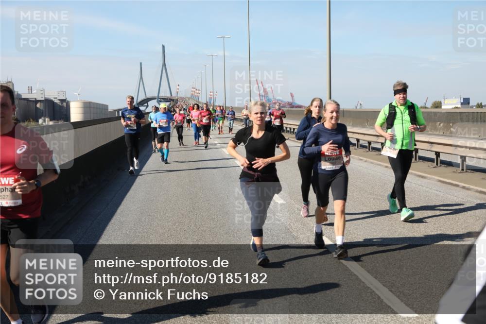 03.10.2025 - Köhlbrandbrückenlauf Yannick Fuchs http://msf.ph/oto/9185182 03.10.2025 12:03:36 Position 3 527 meine-sportfotos.de