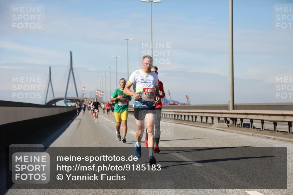 03.10.2025 - Köhlbrandbrückenlauf Yannick Fuchs http://msf.ph/oto/9185183 03.10.2025 11:42:22 Position 3 615 meine-sportfotos.de