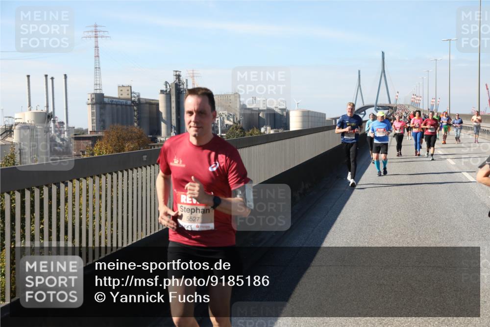 03.10.2025 - Köhlbrandbrückenlauf Yannick Fuchs http://msf.ph/oto/9185186 03.10.2025 12:03:37 Position 3 5527 meine-sportfotos.de