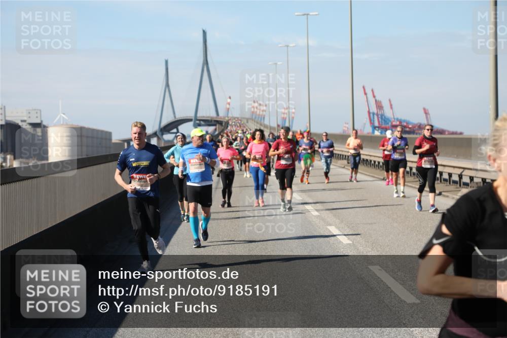 03.10.2025 - Köhlbrandbrückenlauf Yannick Fuchs http://msf.ph/oto/9185191 03.10.2025 12:03:37 Position 3  meine-sportfotos.de