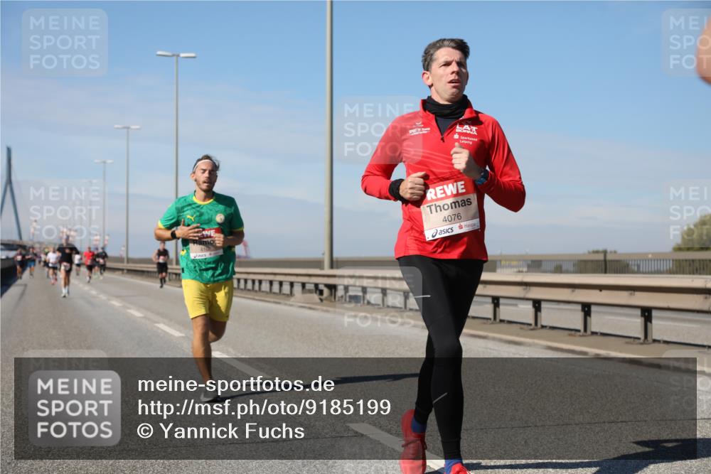 03.10.2025 - Köhlbrandbrückenlauf Yannick Fuchs http://msf.ph/oto/9185199 03.10.2025 11:42:24 Position 3 4076 meine-sportfotos.de