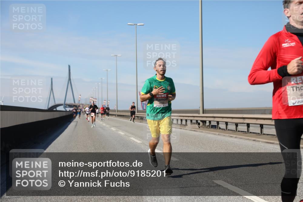 03.10.2025 - Köhlbrandbrückenlauf Yannick Fuchs http://msf.ph/oto/9185201 03.10.2025 11:42:25 Position 3 4102, 40 meine-sportfotos.de