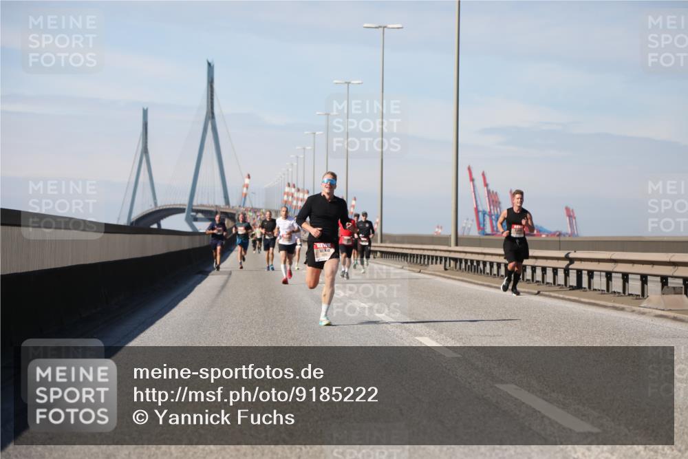 03.10.2025 - Köhlbrandbrückenlauf Yannick Fuchs http://msf.ph/oto/9185222 03.10.2025 11:42:28 Position 3  meine-sportfotos.de